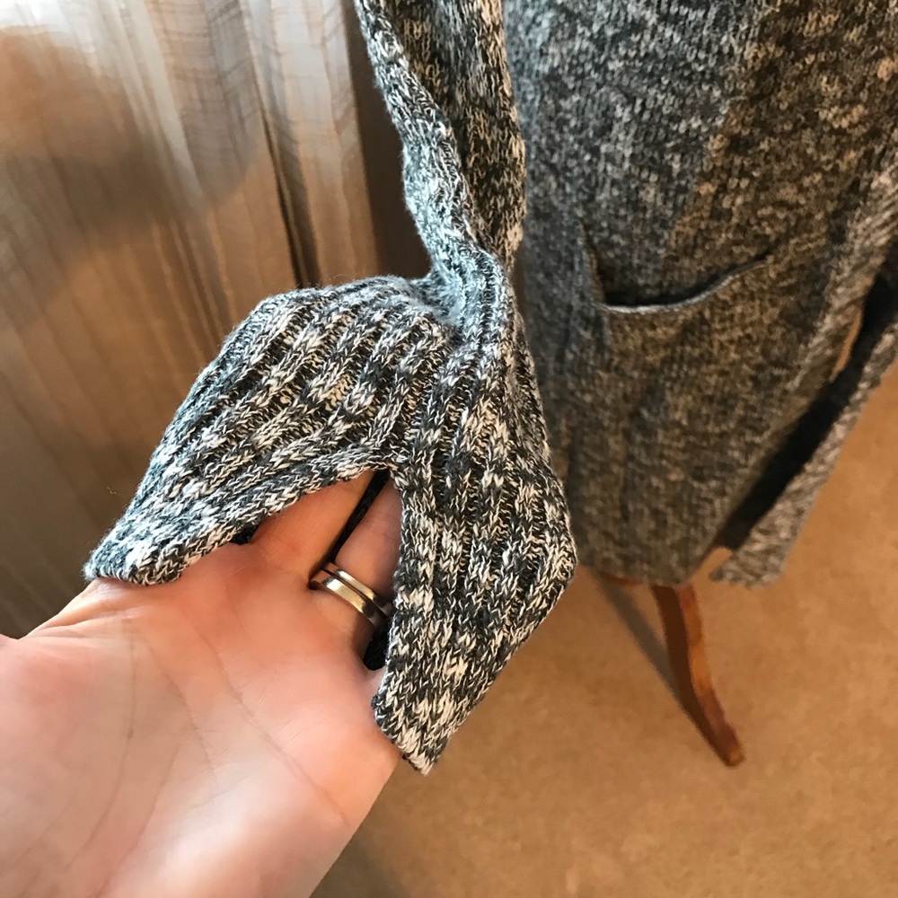 [Hollister] Wmn’s Long Cardigan Pockets Side Slit - Picture 3 of 5